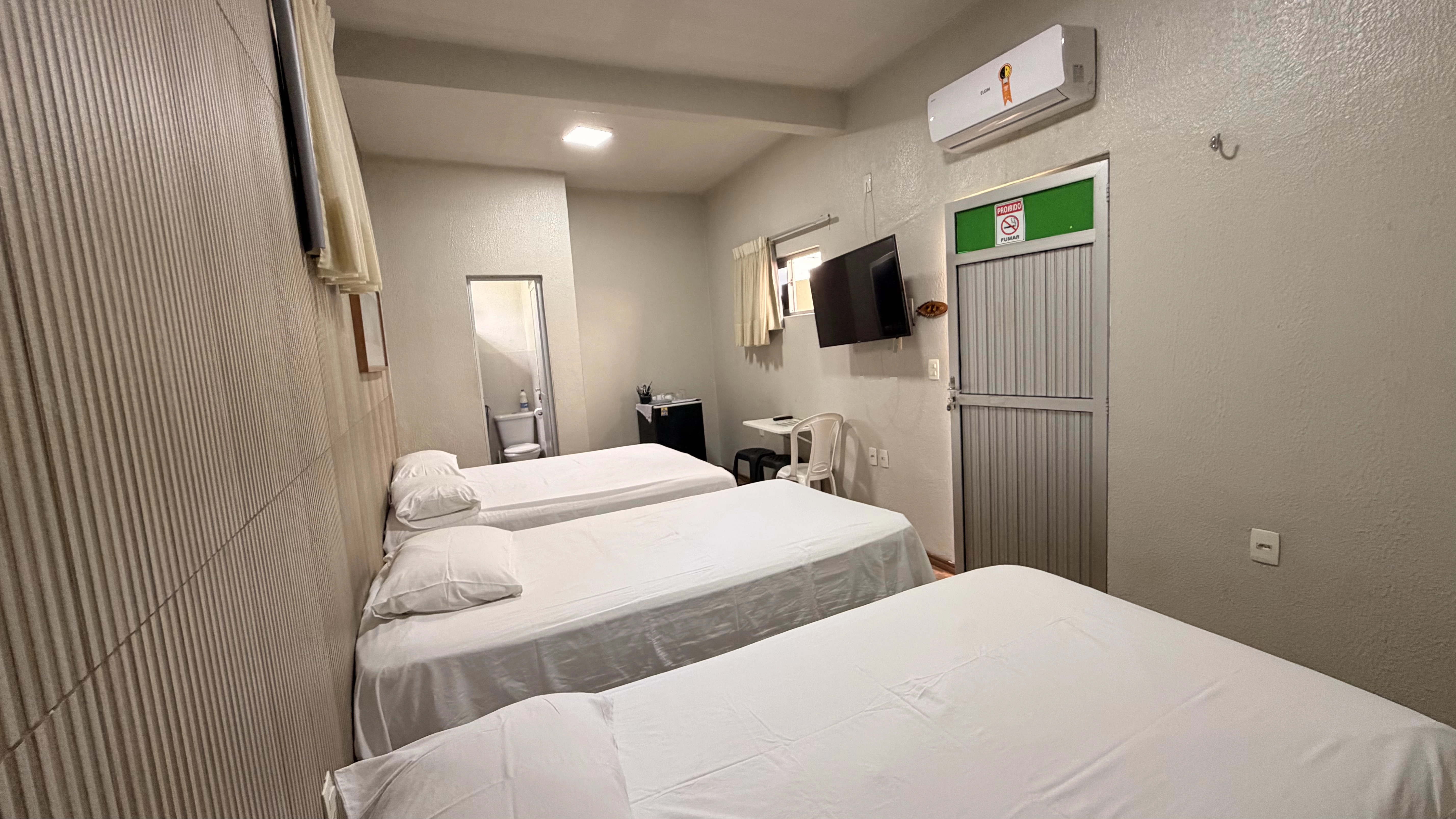 Quarto Quádruplo 1
